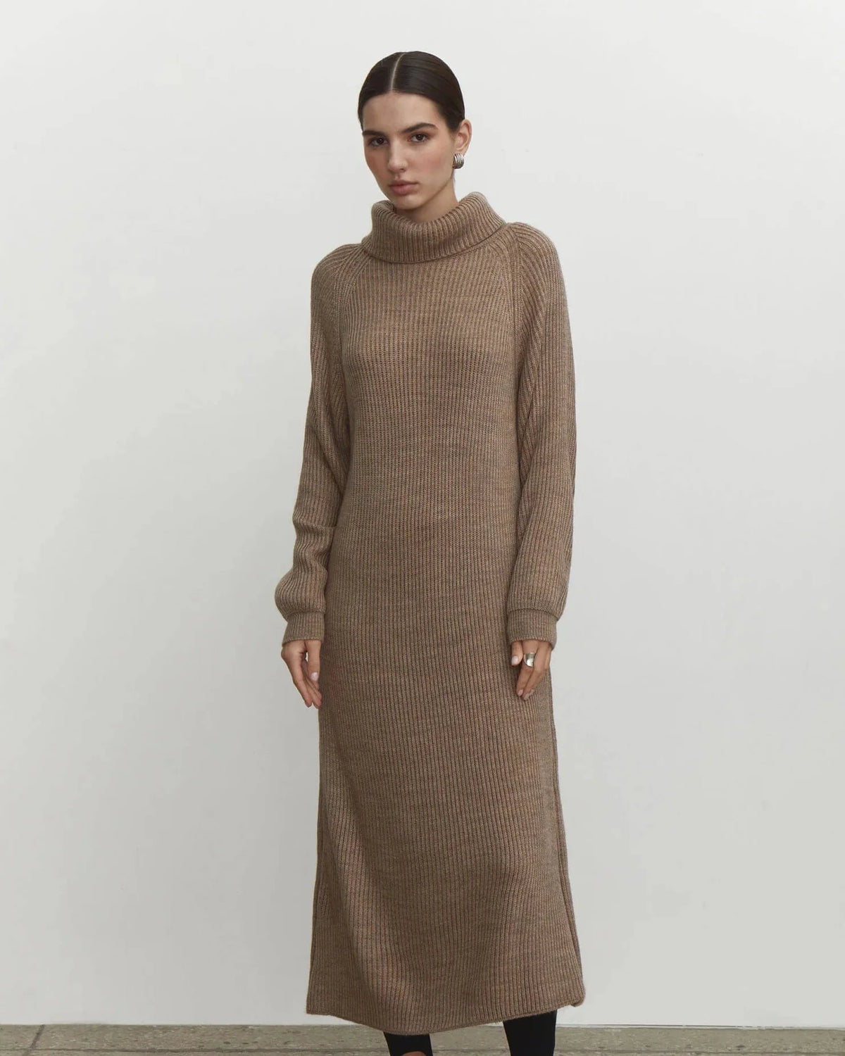 Loose cut knit midi dress